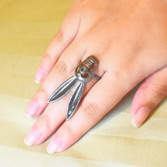 Skull Rabbit Ring - Picture 4 of 4